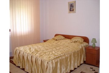 Rumānija Privát Horezu, Eksterjers